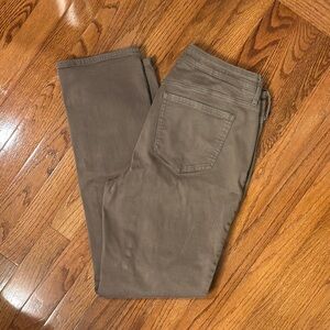 Olive NYDJ Cropped Jeans Sz 8